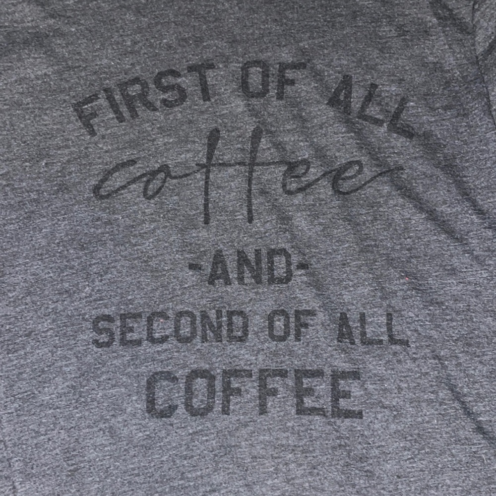 𝒞ℴ𝒻𝒻ℯℯ 𝓈𝒽𝒾𝓇𝓉 ☕️